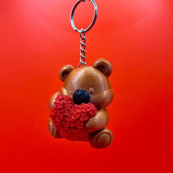 Ourson d’Amour – Porte-clé ourson romantique imprimé en 3D