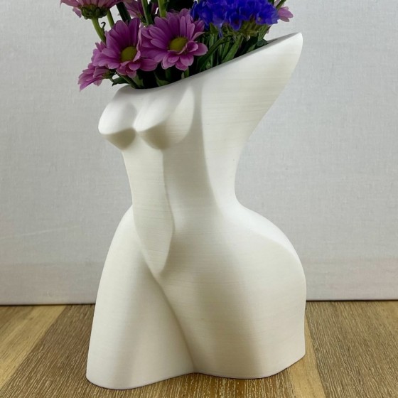 Muse Vase - 3D Printed Nude Female Bust for Elegant Artistic Decor