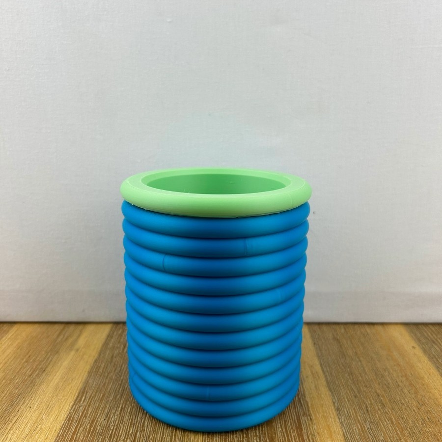Visipot - 3D Printed Twistable Vase in Two Parts